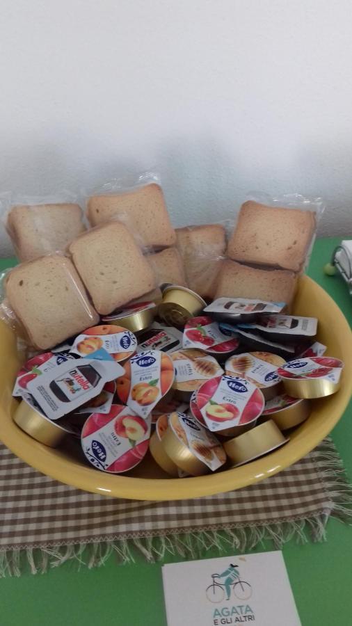Tortolì B&B Agata E Gli Altri المظهر الخارجي الصورة